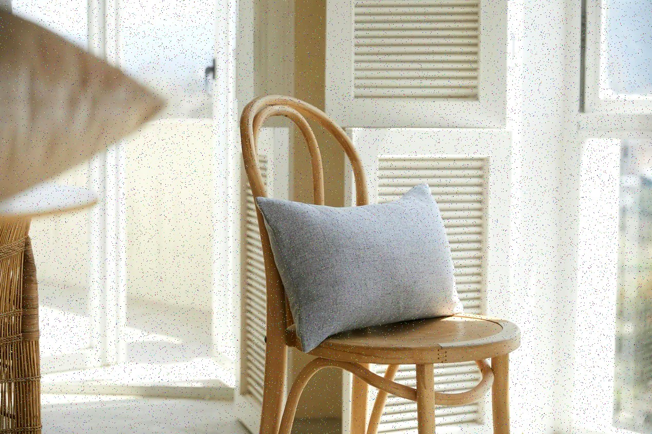 K7 coffee table close-up